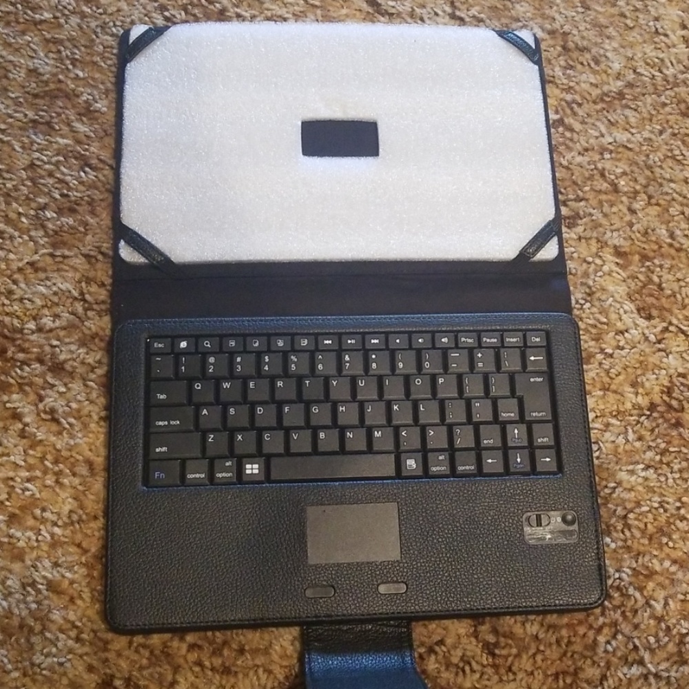 Device/ Keyboard Case - Picture 4 of 5